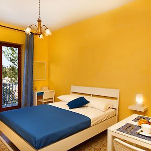 Familien-Zimmer mit Kingsize-Bett